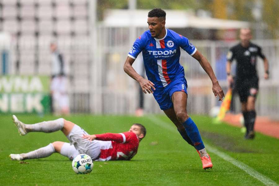 Velký návrat francouzského střelce! Beauguel dvěma góly zazářil, byť jen ve třetí lize Velký návrat francouzského střelce! Beauguel dvěma góly zazářil, byť jen ve třetí lize