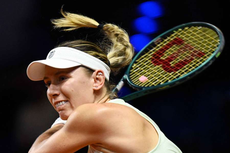 Aleksandrowa z łatwością pokonuje Pegulę i czeka w półfinale na Świątek lub Ostapenko