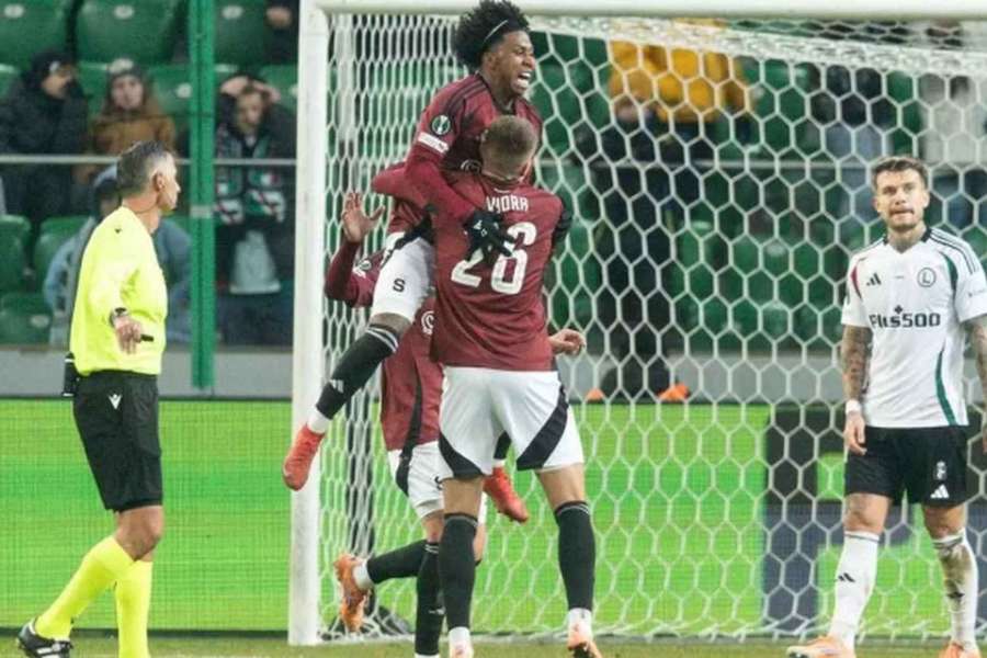 Sparta veze výhru z Varšavy, vítězný gól vstřelil Preciado.
