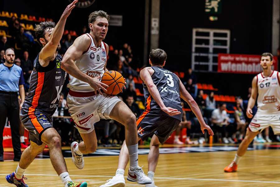 BC Vienna feiert gegen die Dukes einen wichtigen Heimsieg BC Vienna feiert gegen die Dukes einen wichtigen Heimsieg