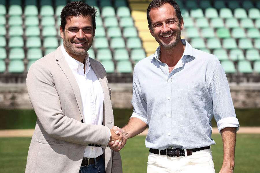 Tiago Fernandes com Frederico Varandas em Alcochete