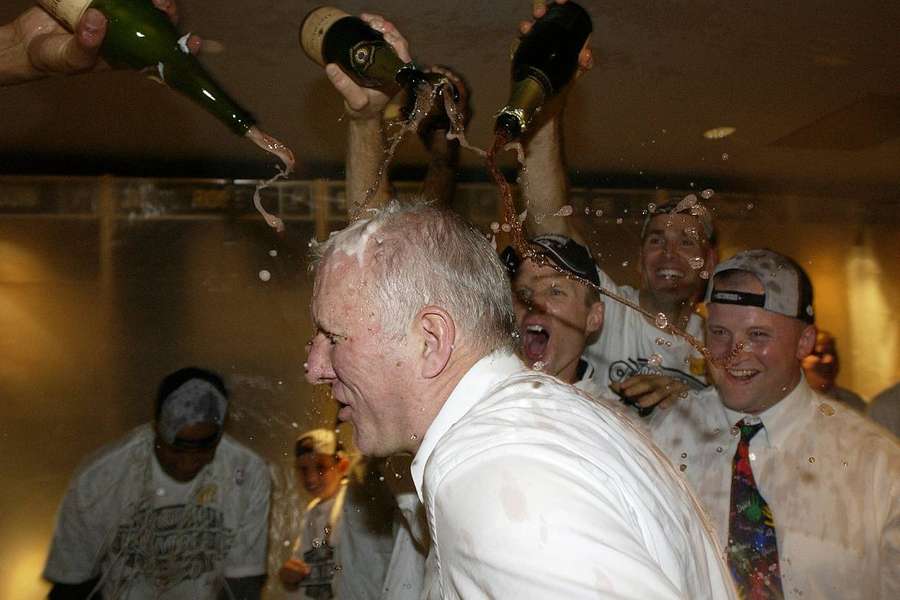 Gregg Popovich après le titre NBA des Spurs en 2003.