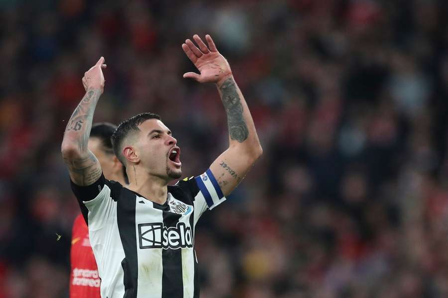 Bruno Guimarães conquistou primeiro título pelo Newcastle