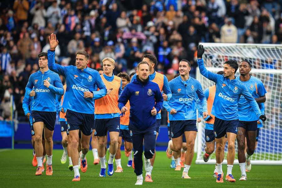 FC Porto procura repôr vantagem de sete pontos