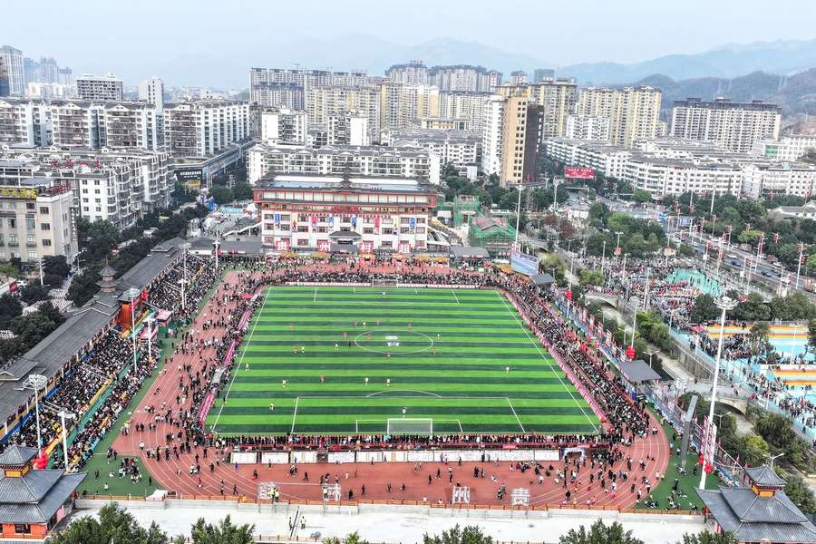 Campo de futebol na China