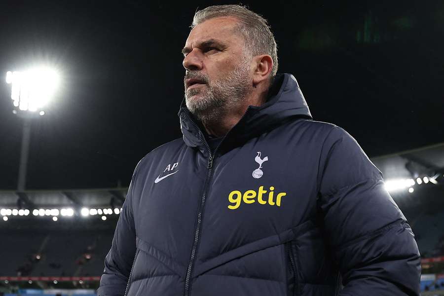 Postecoglou rejeitou qualquer sugestão de que se irá juntar à seleção de Inglaterra