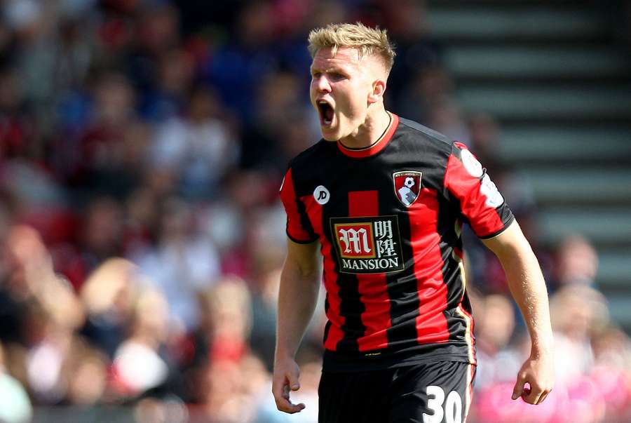 Matt Ritchie a joué avec Bournemouth de 2013 à 2016. Matt Ritchie a joué avec Bournemouth de 2013 à 2016.