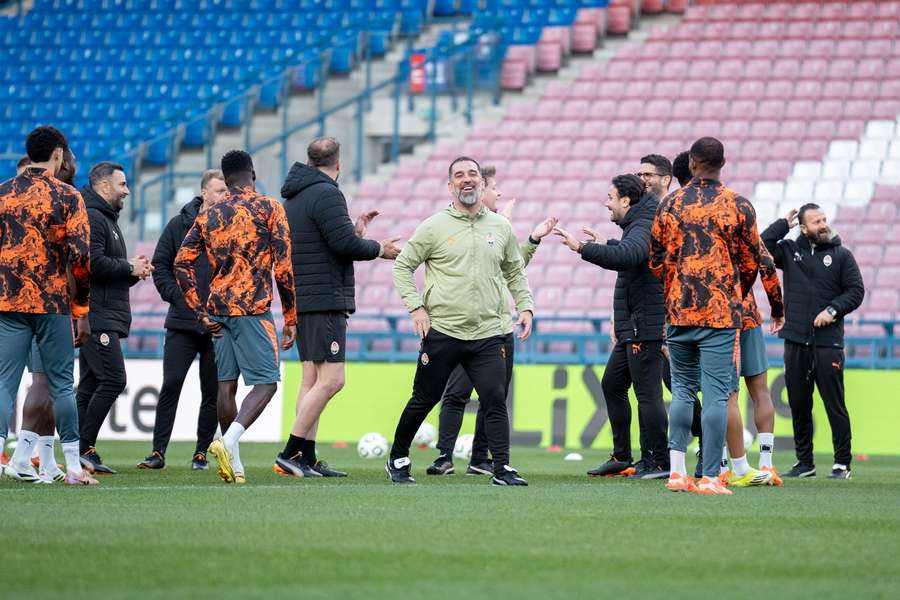 Arda Turan przed Lechem: "Mamy dobry rezultat, ale musimy być skoncentrowani"