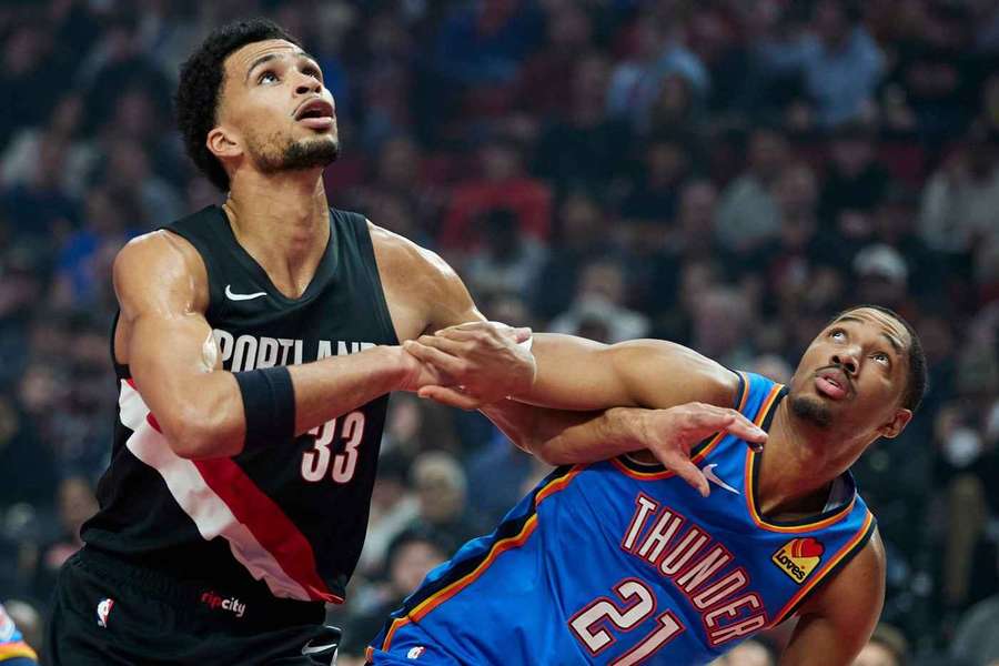 Portland překvapivě porazil Oklahomu. Portland překvapivě porazil Oklahomu.