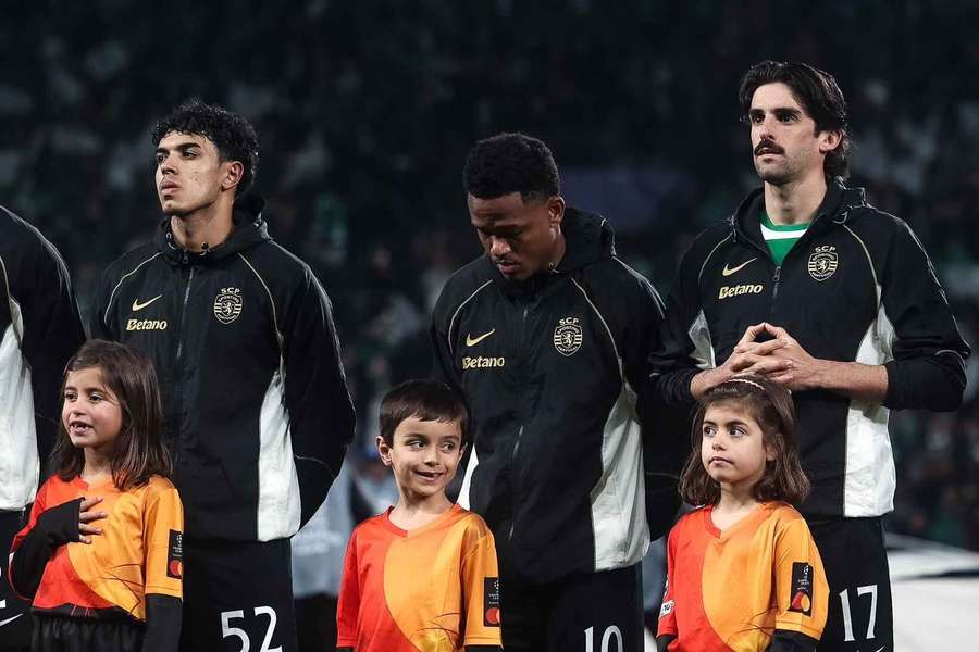 Sporting joga oitavos da Champions