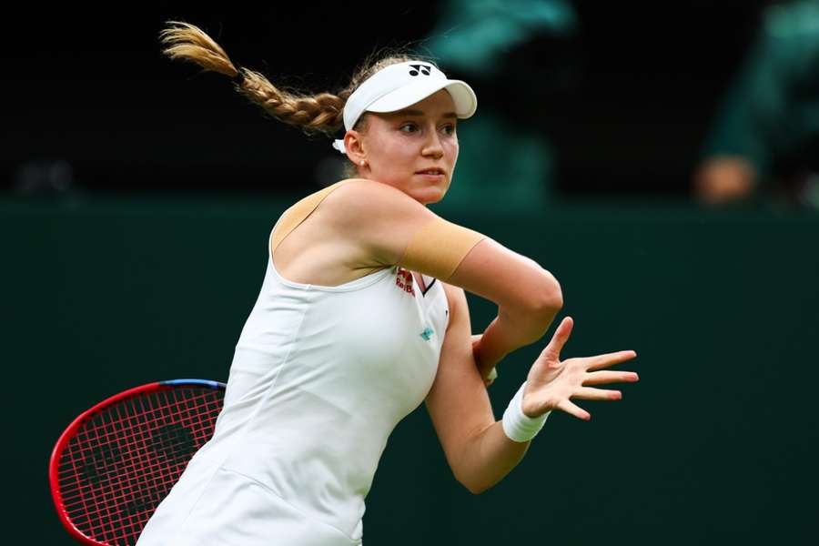 Jelena Rybakinová musela podstoupit třísetovou bitvu.