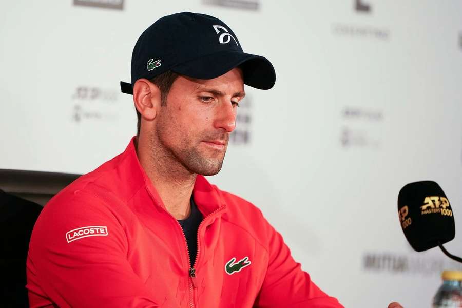 Djokovic retirou-se oficialmente do segundo evento ATP Masters 1000 do ano em terra batida, em Madrid