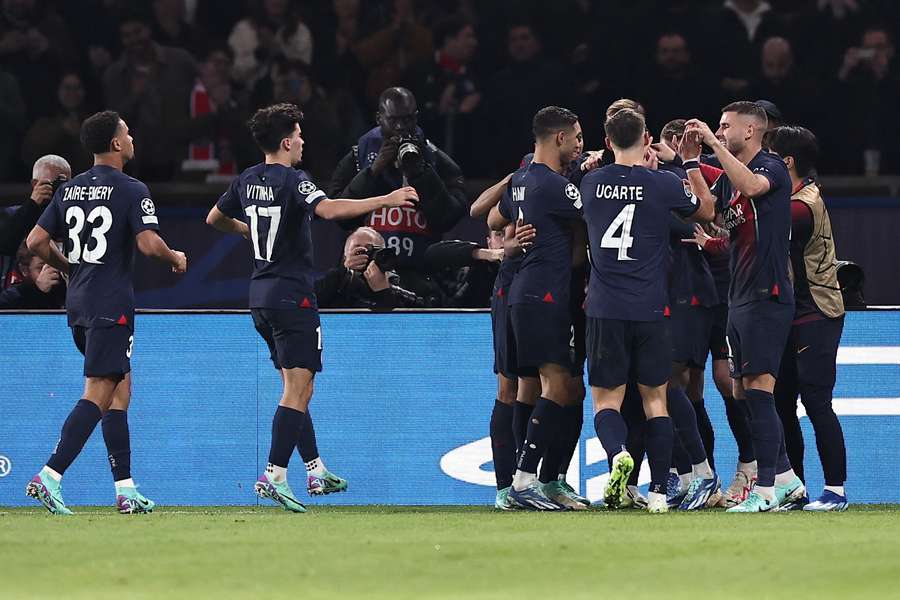 PSG viert een doelpunt tegen AC Milan