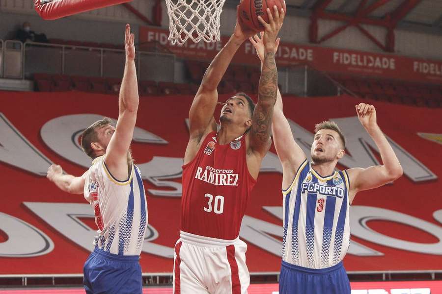 Basquetebol: Benfica-FC Porto nos oitavos de final da Taça de Portugal