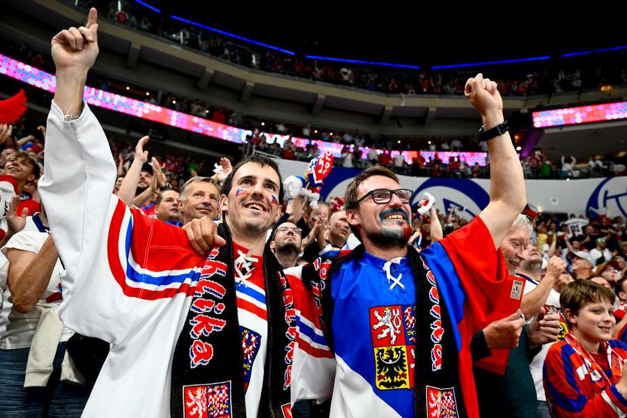 Čeští fanoušci během zlatého MS v roce 2024. 