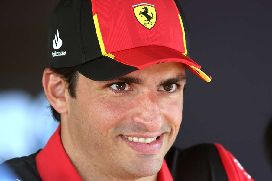 Carlos Sainz tiene contrato con Ferrari hasta 2024