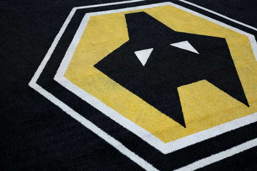 Luto en el Wolverhampton y en el Macclesfield