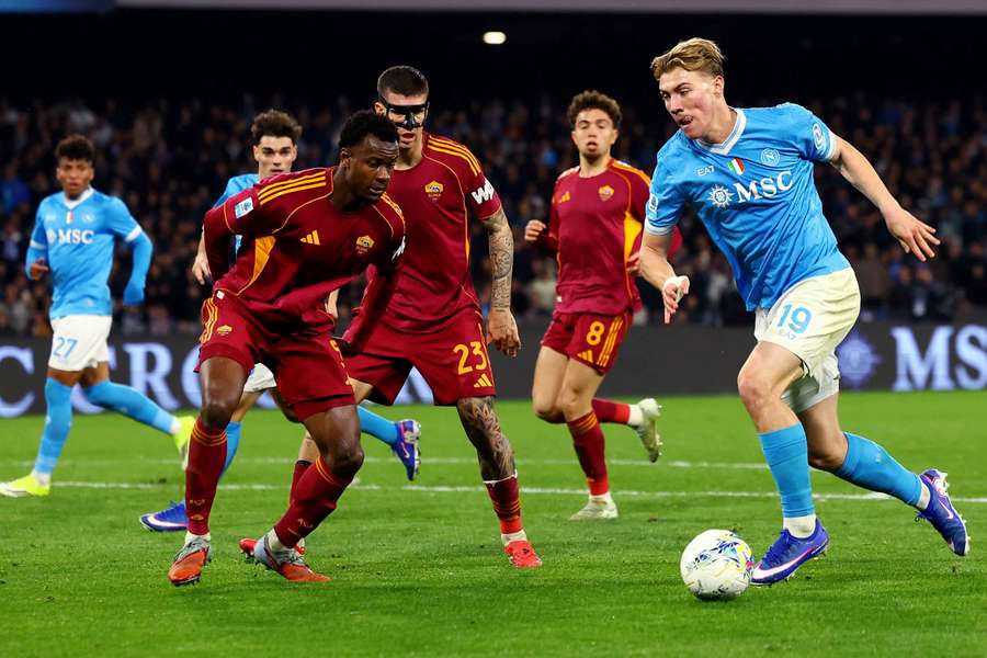 Neapol sa s Rimanmi delil. Neapol sa s Rimanmi delil.