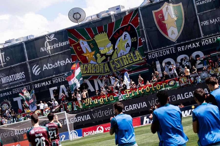 Estrela da Amadora não vai ter equipa B