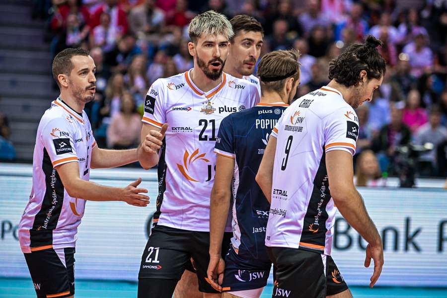 Jastrzębski Węgiel straci wsparcie spółki węglowej, to samo z hokeistami JKH GKS