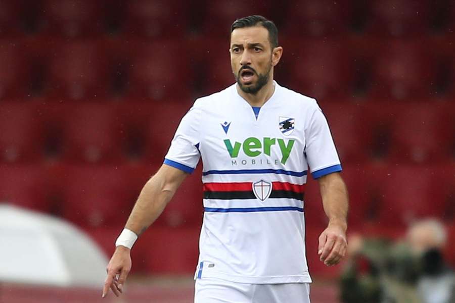 Fabio Quagliarella in actie tijdens een wedstrijd van Sampdoria in 2021