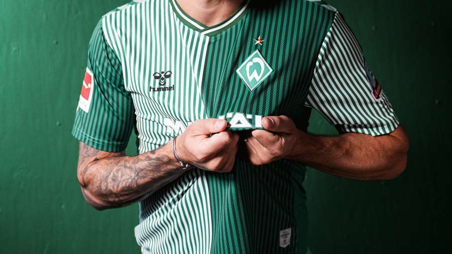 Edles Muster für das Werder-Heimtrikot Edles Muster für das Werder-Heimtrikot