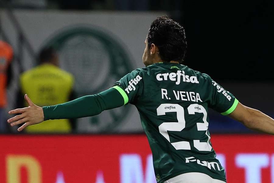 Veiga foi o autor do primeiro golo do Palmeiras