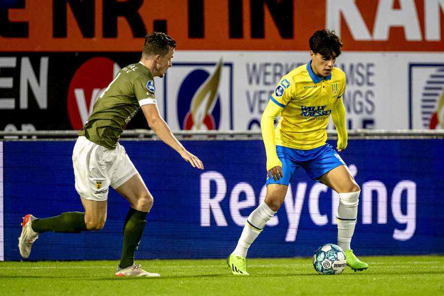 Julen Lobete van RKC Waalwijk in actie in de thuiswedstrijd tegen SC Cambuur, eerder dit seizoen