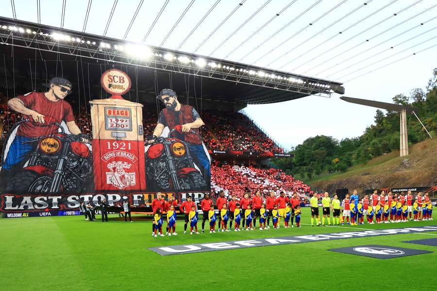 A festa dos adeptos do SC Braga na primeira mão
