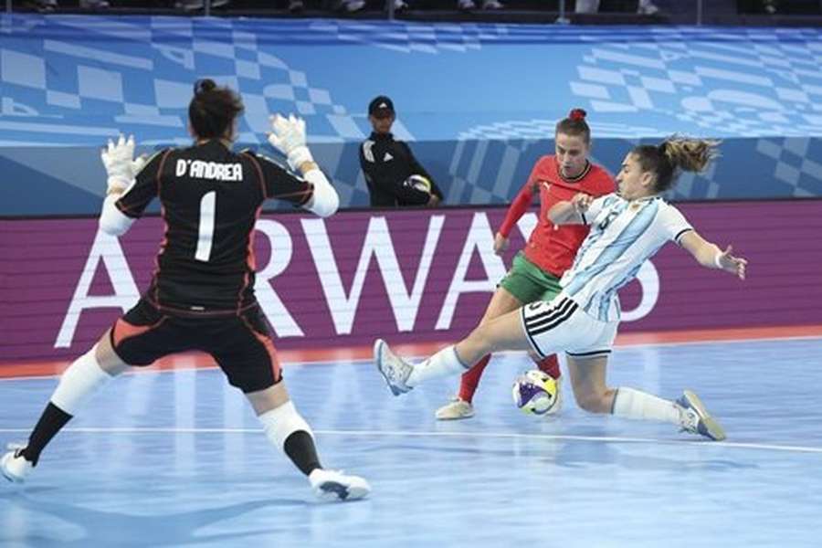 Portugal goleou a Argentina por 1-7 nas meias-finais