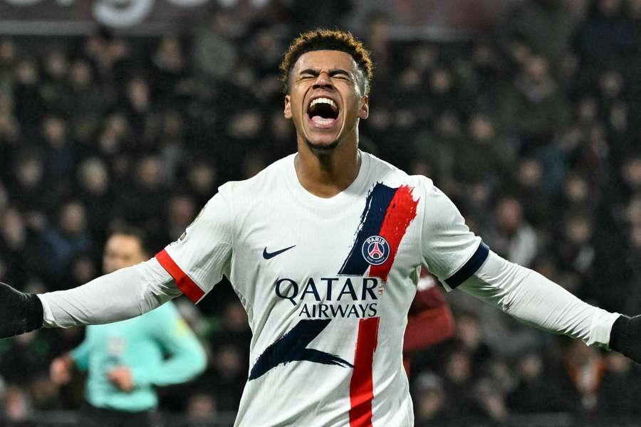 Doué celebra su gol ante el Metz Doué celebra su gol ante el Metz