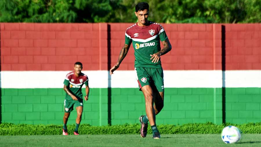 Vitor Mendes also sidelined by Fluminense