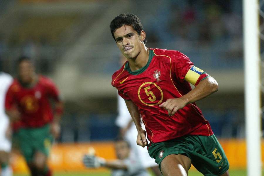 Ricardo Costa representou as cores nacionais