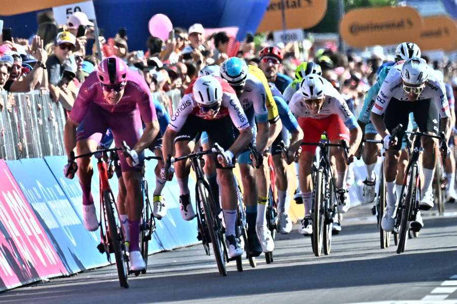 Aniołkowski w pogoni za Milanem na 13. etapie Giro d'Italia