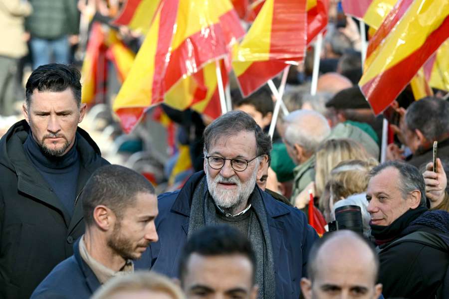 Mariano Rajoy au centre de l'image. Mariano Rajoy au centre de l'image.