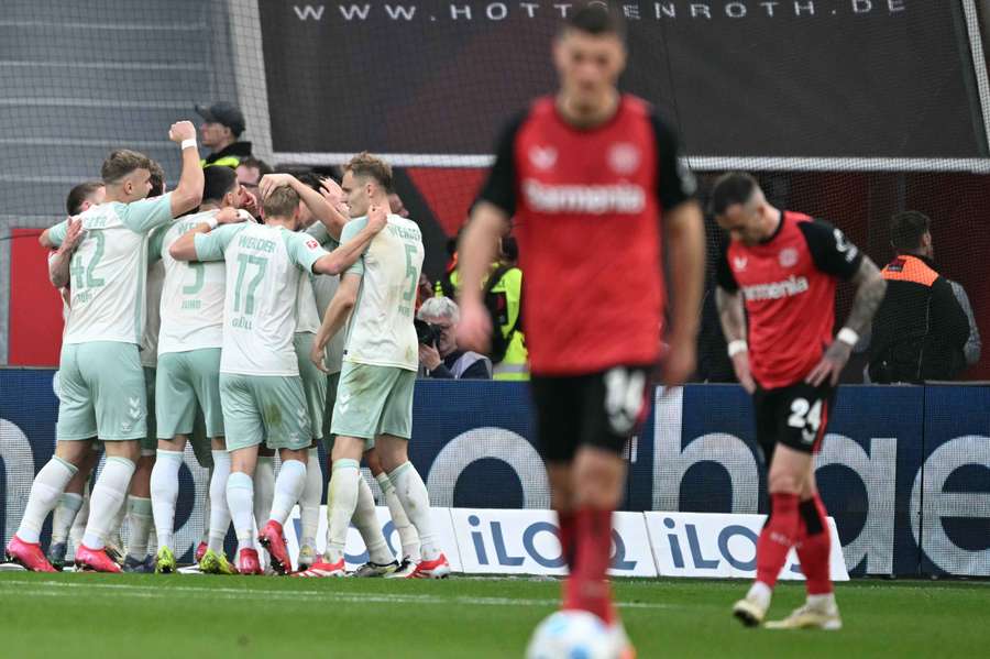 Leverkusen doma nečekaně prohrál s Brémami 0:2