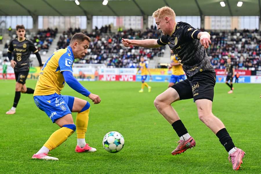 V minulé sezoně skončilo vzájemné utkání v Hradci Králové remízou 0:0.