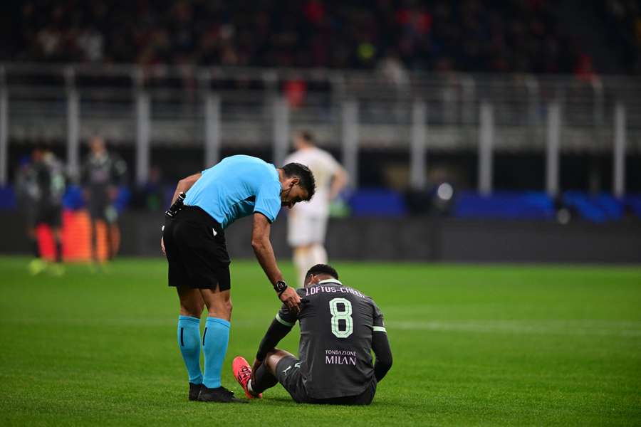 Rubén Loftus Cheek lesionou-se contra o Estrela Vermelha