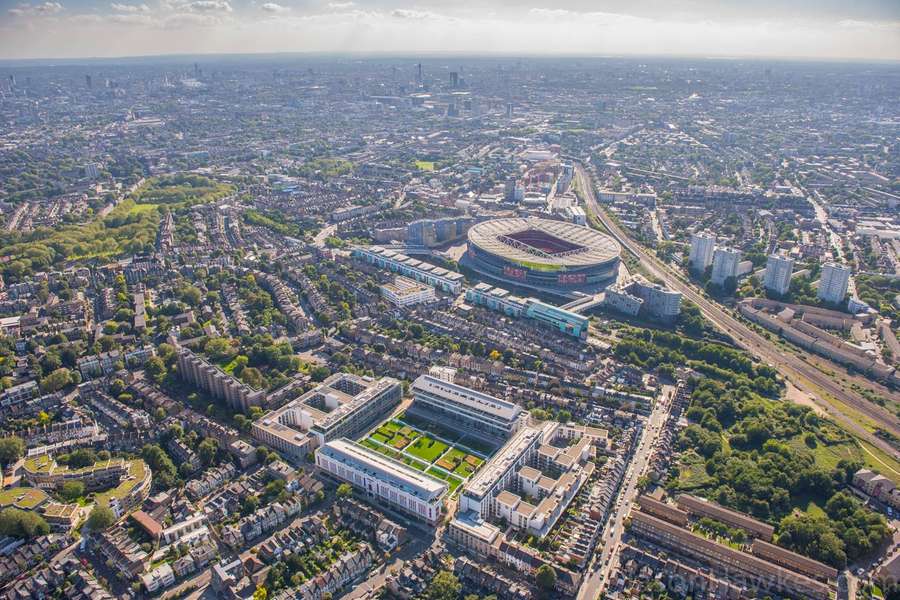 Pohled z ptačí perspektivy na domov Arsenalu