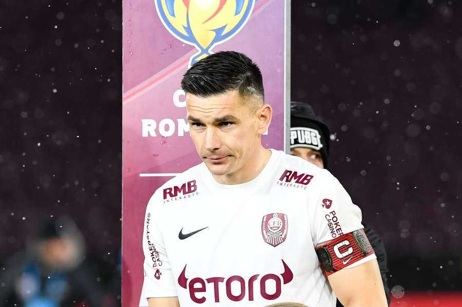 Poster cu Ovidiu Hoban în timpul Cupei României: CFR Cluj - FC Argeș, 06 aprilie 2023