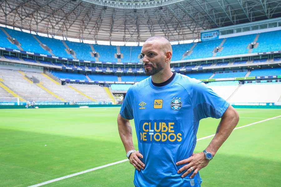 Weverton na Arena do Grêmio