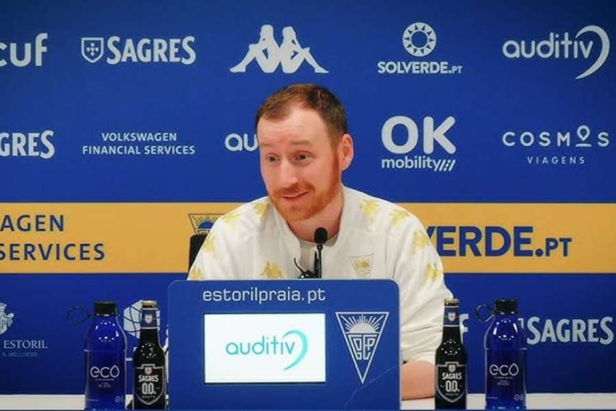 Ian Cathro, treinador do Estoril