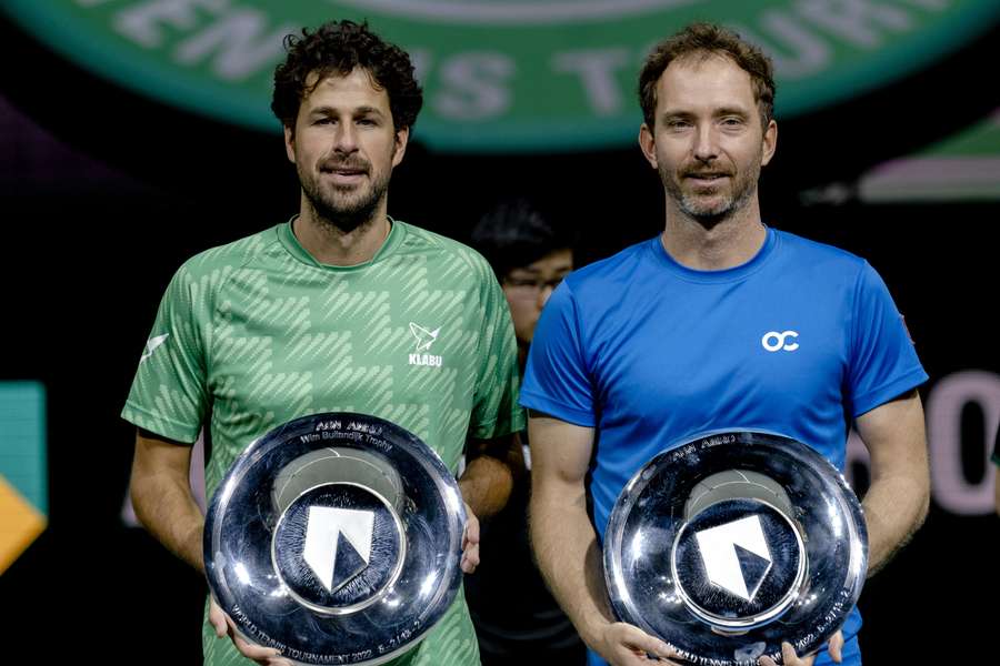 Robin Haase en Matwé Middelkoop met de hoofdprijs in Montpellier