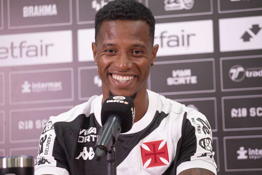 Tchê Tchê trocou Botafogo por Vasco Tchê Tchê trocou Botafogo por Vasco