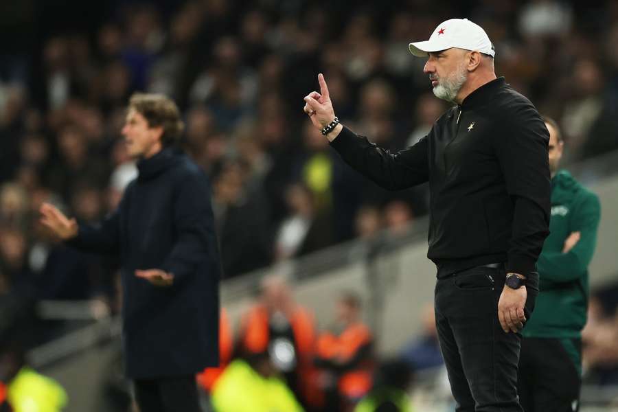 Jindřich Trpišovský i přes prohru své svěřence chválil. Jindřich Trpišovský i přes prohru své svěřence chválil.