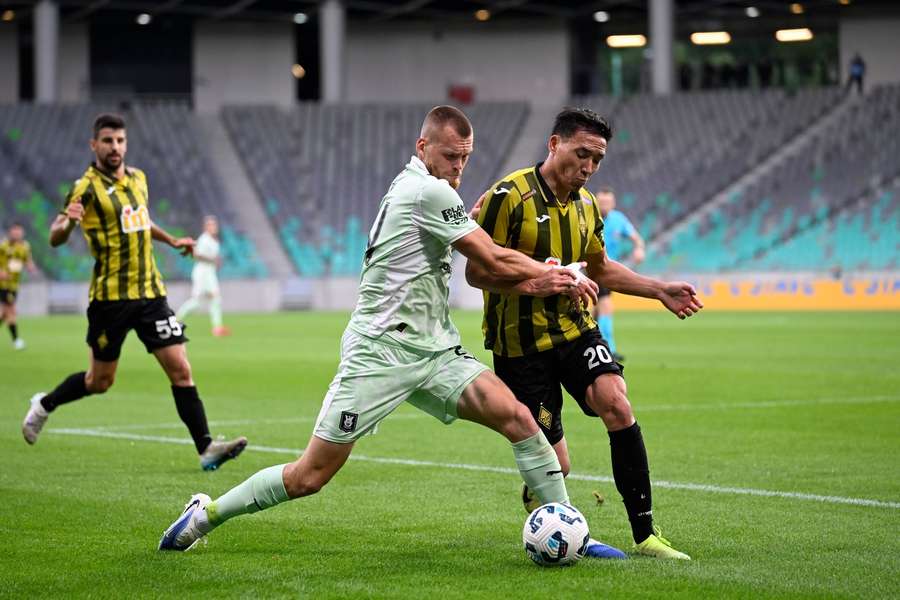 Olimpija Ljubljana perdeu diante do Kairat Almaty