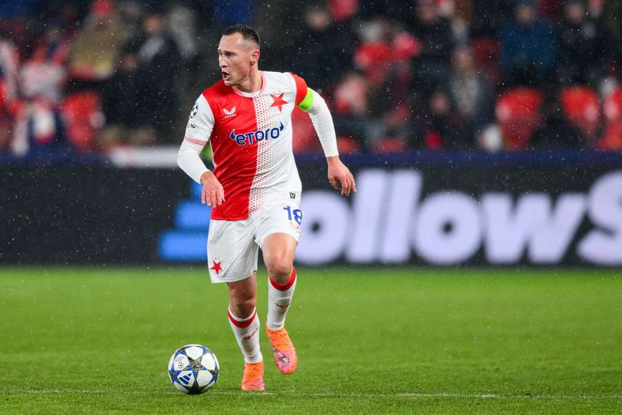 Jan Bořil se chystá na zápas s Barcelonou.