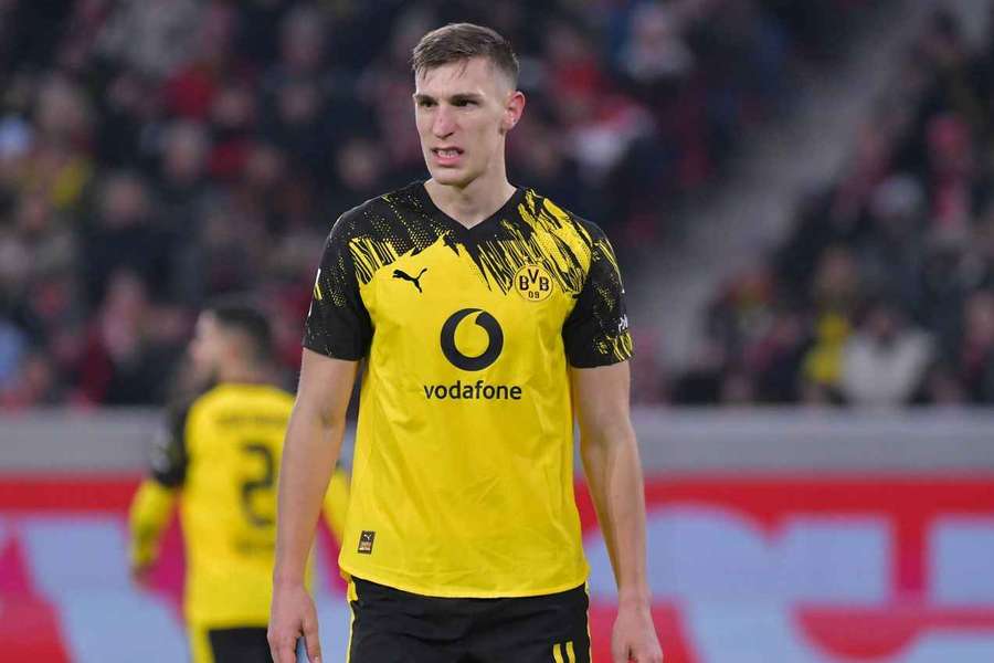 Sammer calls on BVB to get tough with Schlotterbeck Sammer calls on BVB to get tough with Schlotterbeck