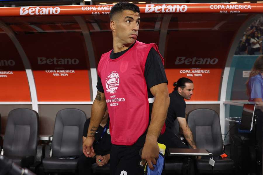 Suárez não atuou na vitória do Uruguai sobre o Panamá
