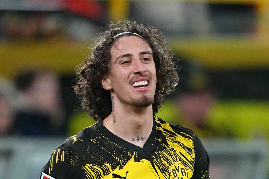 Fábio Silva em ação pelo Dortmund